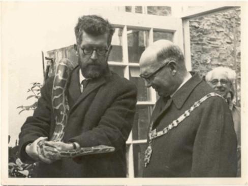 Denbighshire Free Press: Opening day of the zoo 1963 - Robert Jackson and the then mayor of Colwyn Bay. Denbighshire Free Press: Opening day of the zoo 1963 - Robert Jackson and the then mayor of Colwyn Bay.